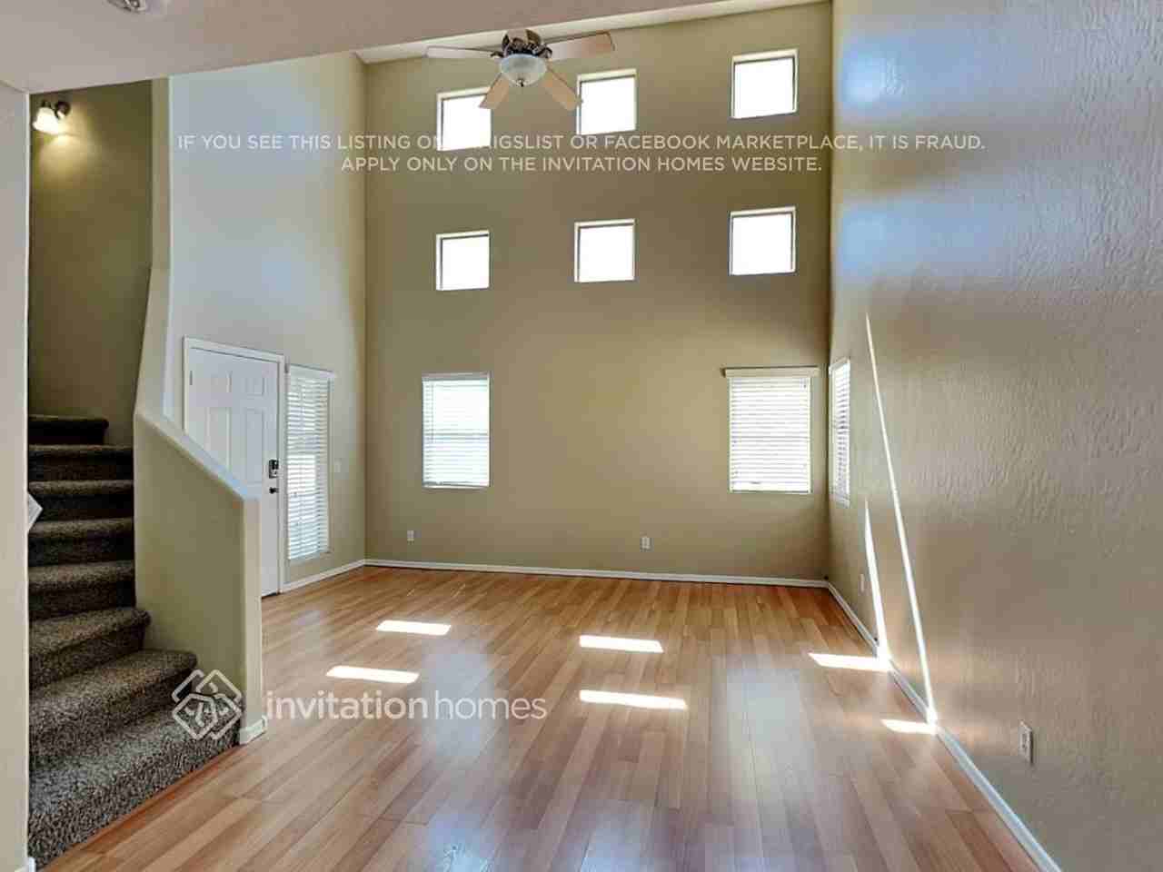 7106 N 77th Dr - Photo 4 of 17