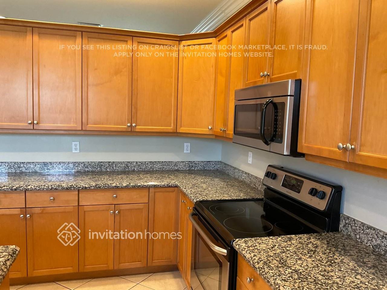 9091 Dupont Pl - Photo 5 of 17