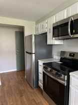 Tudor Lane Apartments - Photo 1 of 1