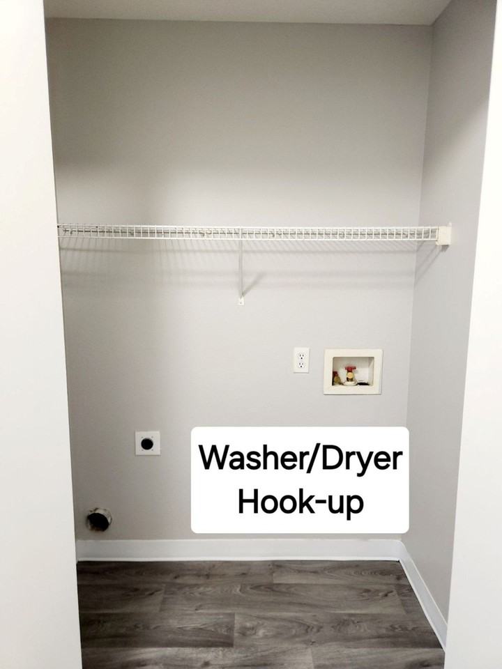 Glenbrooke - Photo 2 of 18