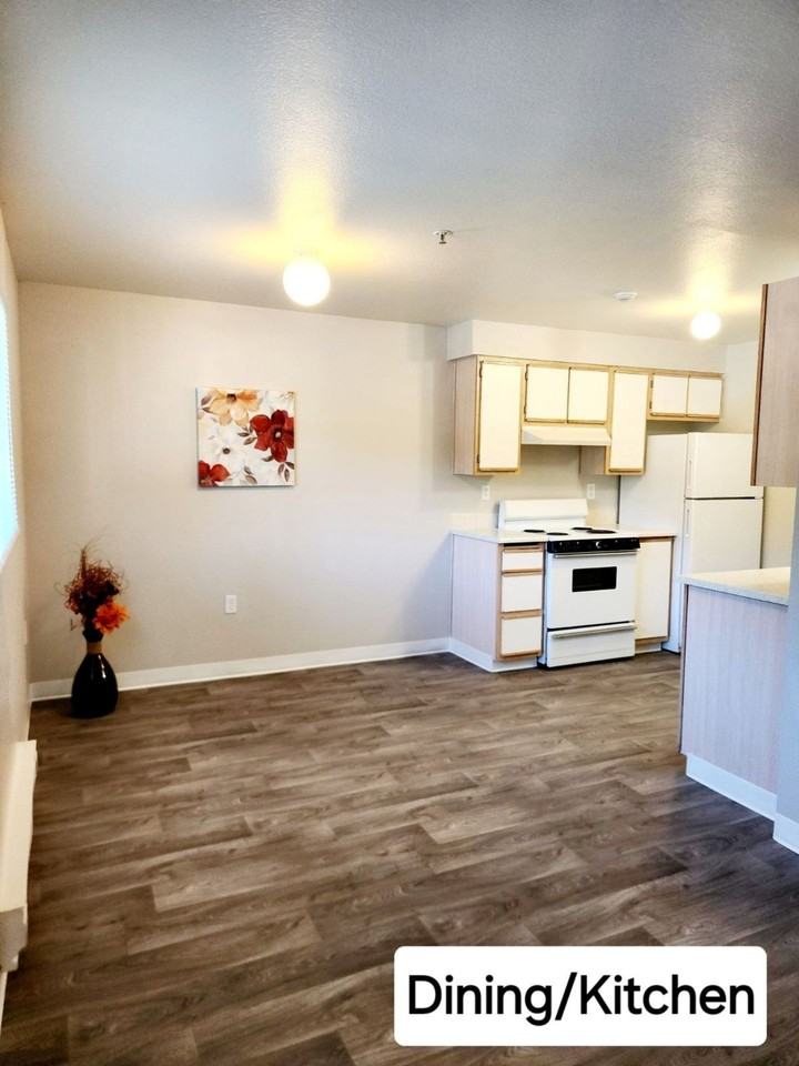 Glenbrooke - Photo 6 of 18