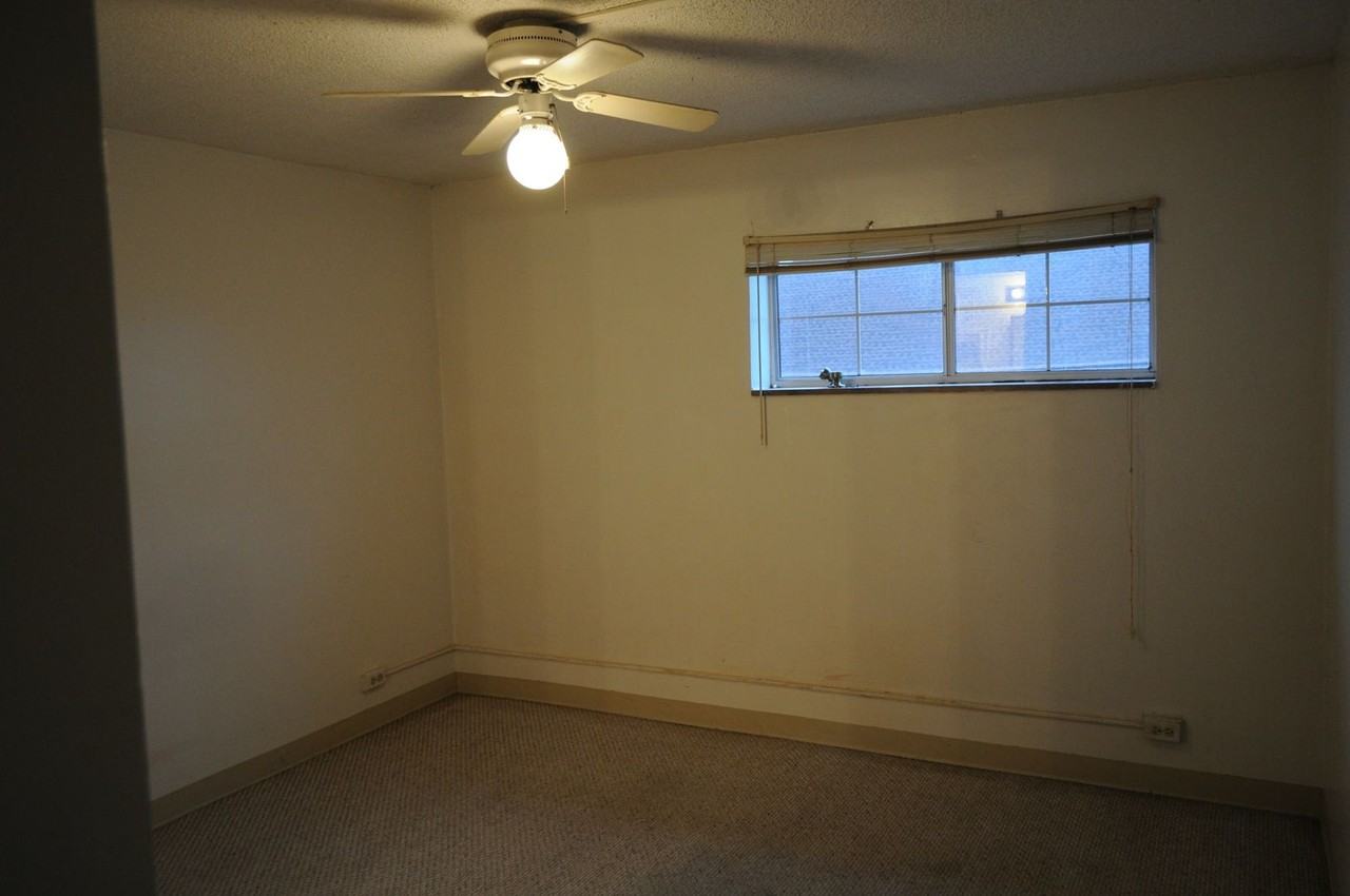 510 14th Street #302 - Photo 4 of 14