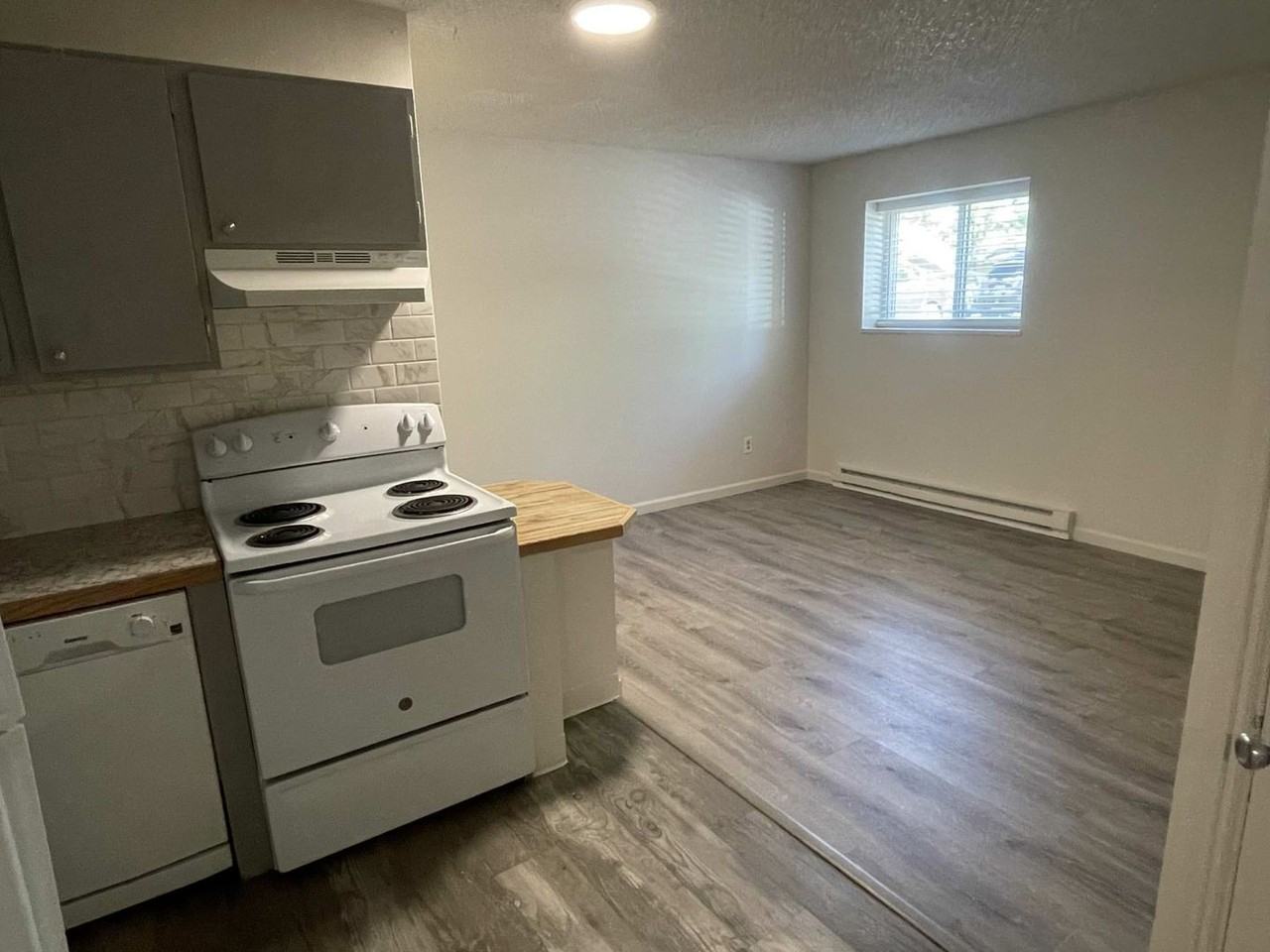 Campus Park Apartments - Photo 2 of 50