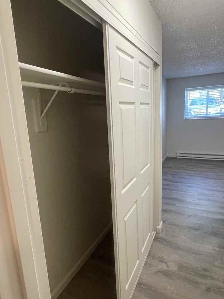 Campus Park Apartments - Photo 5 of 50