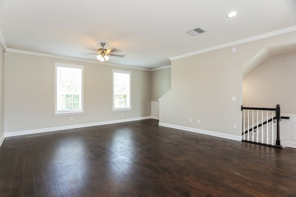 4475 Ellipse Dr - Photo 5 of 18