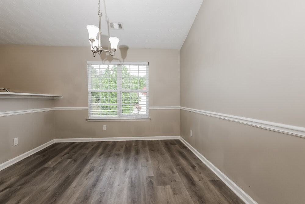 272 Grover Turner Way - Photo 6 of 17