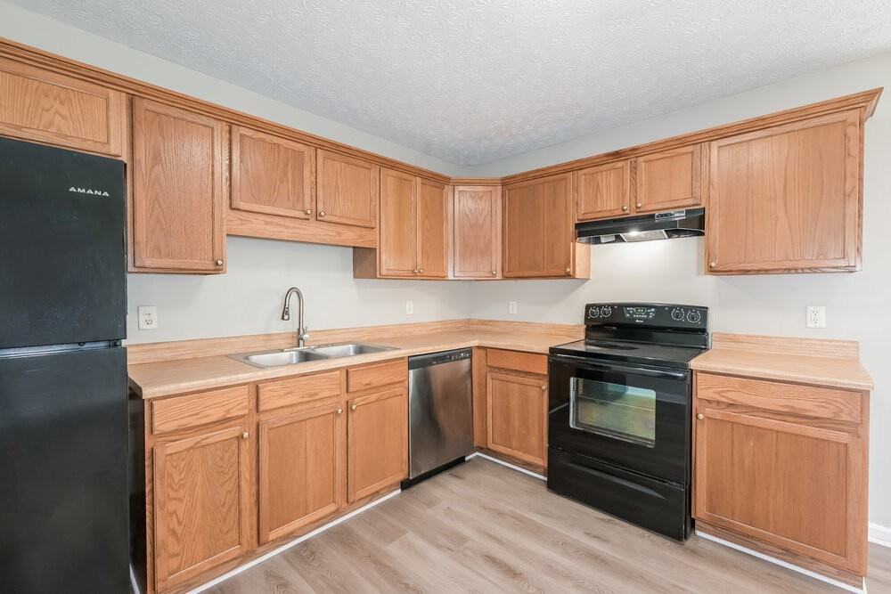 372 Kay Dr - Photo 6 of 16