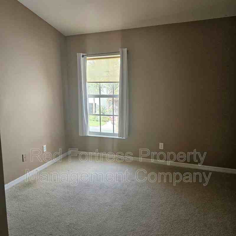 8271 Village Edge Cir #3 - Photo 6 of 8