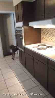 895 Hartford Ave - Photo 3 of 10