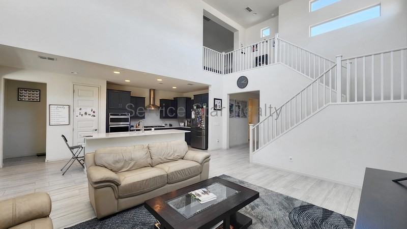 3407 E Louise Dr - Photo 6 of 24