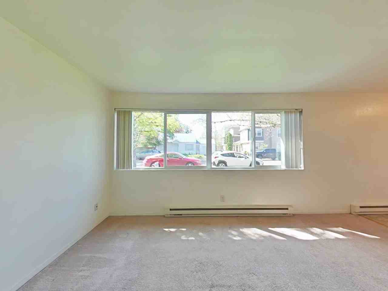 807 Nw 26th St - Photo 2 of 9