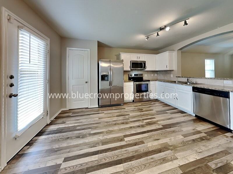 3085 Seth Ln - Photo 7 of 22