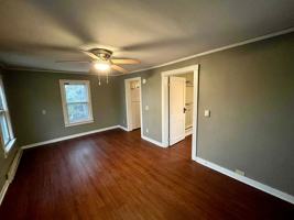 featured image of 1415 N Stevens St