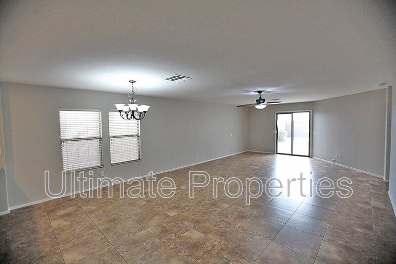 11835 W Via Montoya Dr - Photo 7 of 23