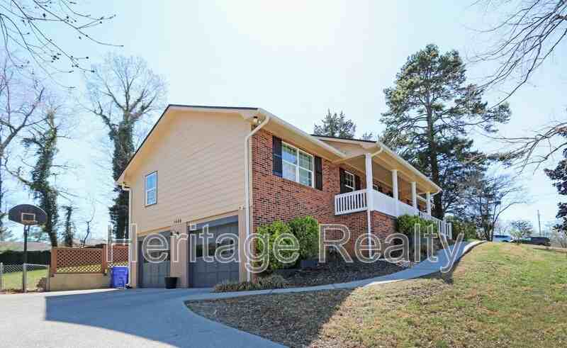 9608 Clearwater Dr - Photo 6 of 23