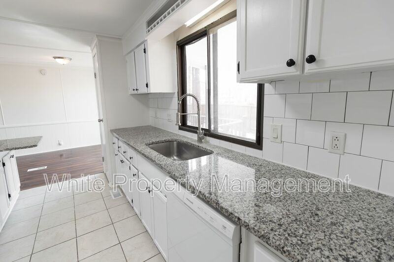 1172 Southwood Dr - Photo 5 of 27