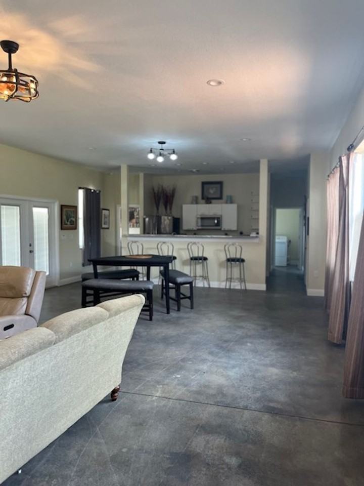 13104 Sw 70th Ln - Photo 4 of 31