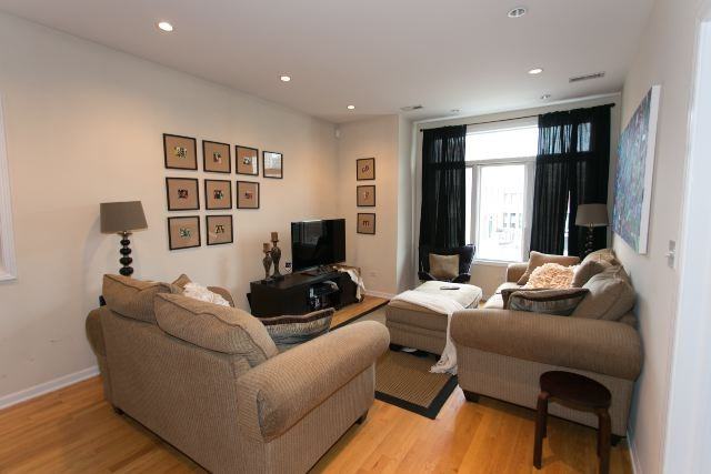 421 W Armitage Ave #2 - Photo 6 of 20