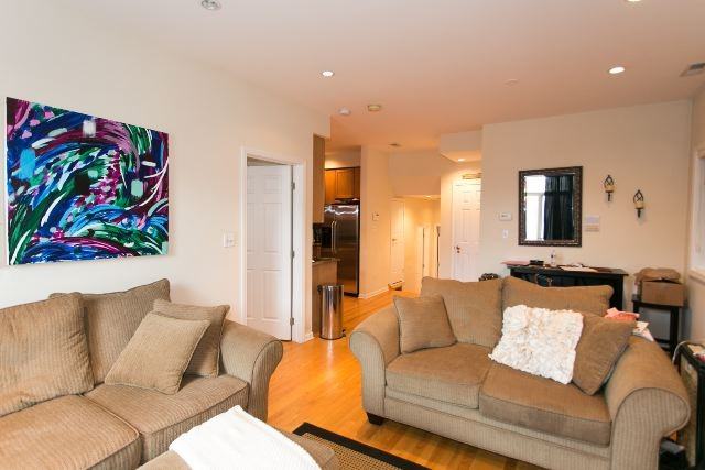 421 W Armitage Ave #2 - Photo 7 of 20
