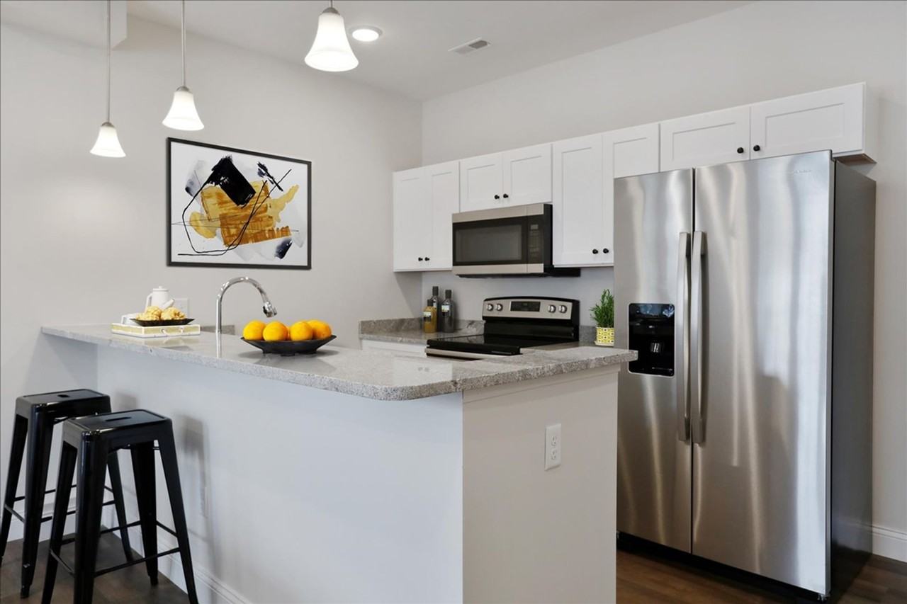 314 South State Street - Photo 4 of 50