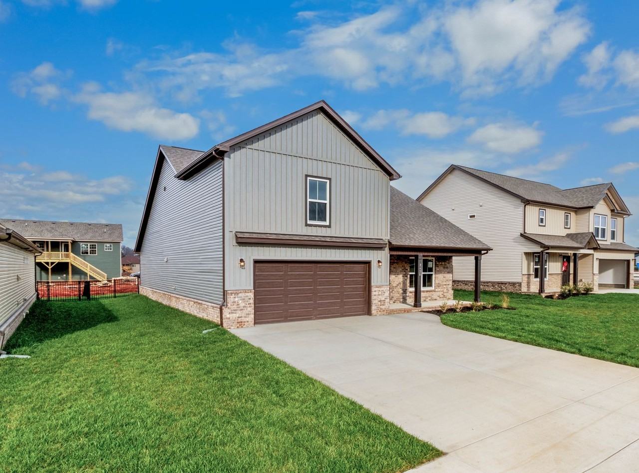 2628 Rafiki Dr - Photo 2 of 39