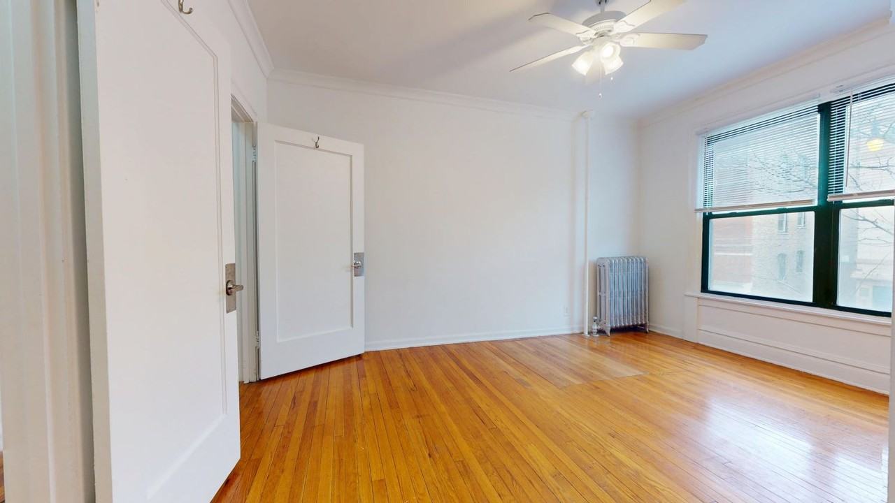 5500 S. Cornell Avenue - Photo 3 of 50