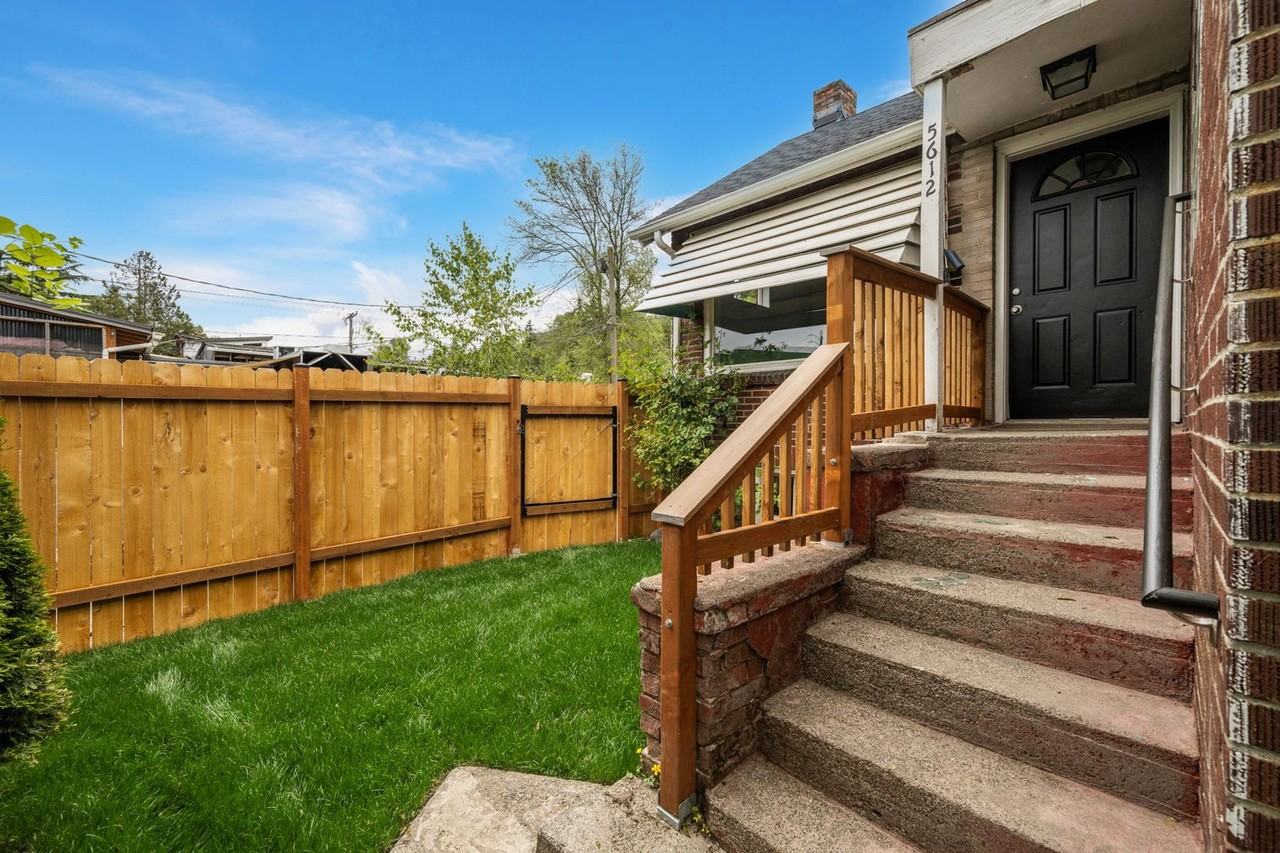 5612 Delridge Way Sw - Photo 4 of 29