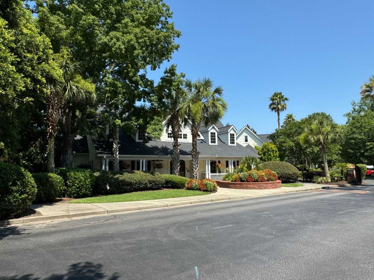 45 Sycamore Avenue - Photo 3 of 9