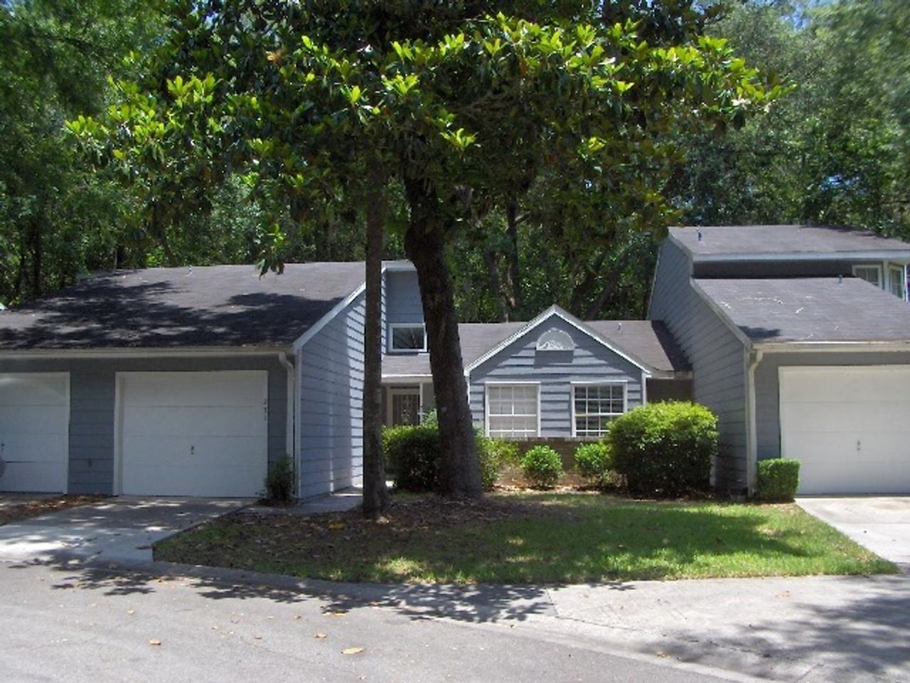 219 Nw 48th Blvd - Photo 3 of 26