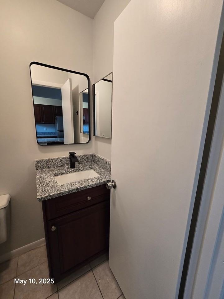 2976 Se Bonita St - Photo 5 of 6