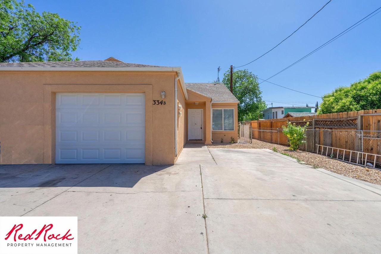 334 N 300 W #B - Photo 7 of 50