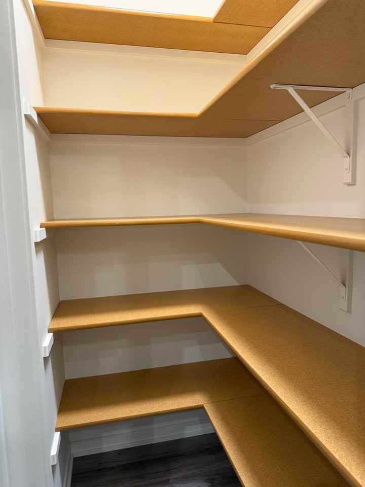 8801 S 47th St - Photo 7 of 25