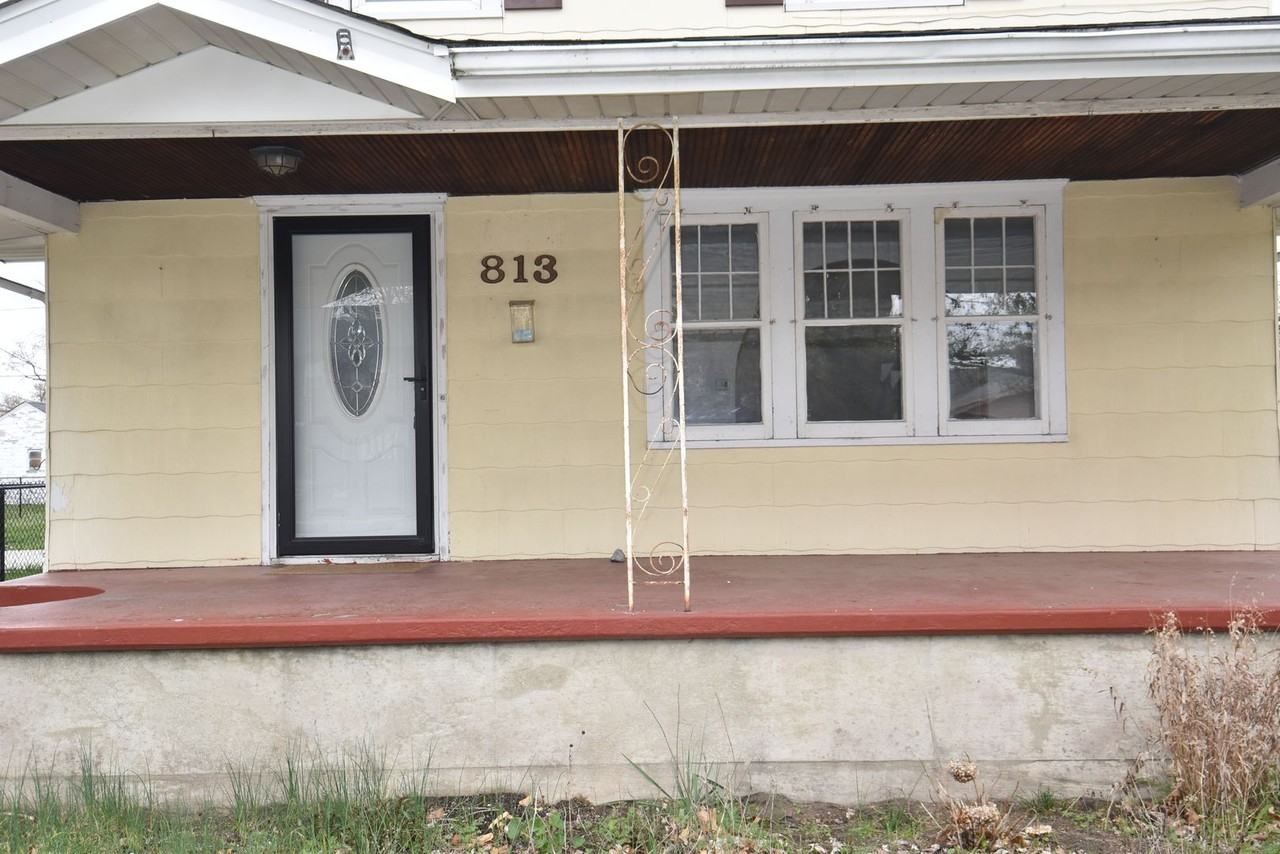 813 S 30th St - Photo 2 of 31