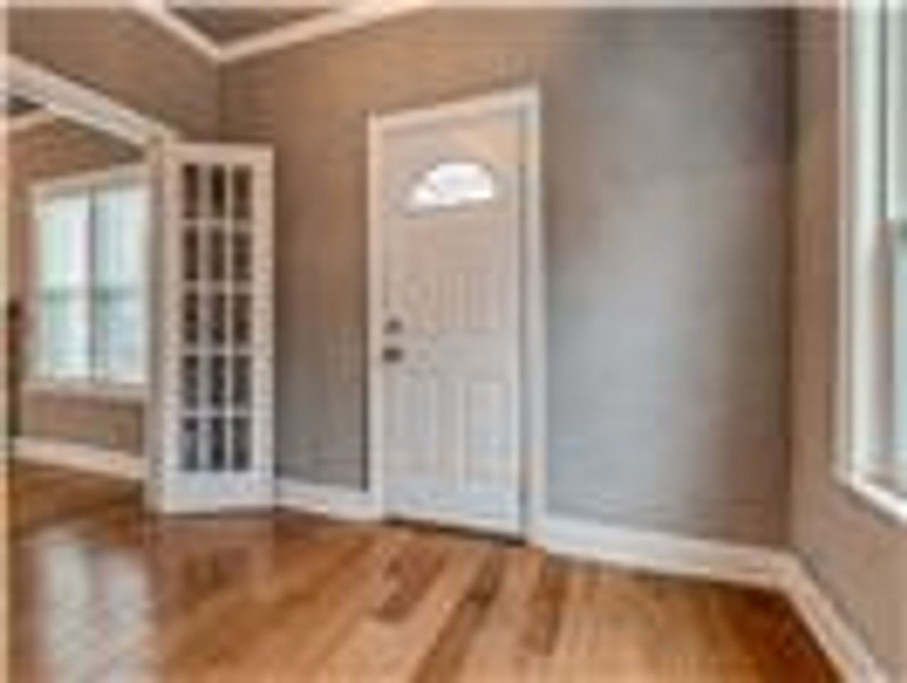 2047 E 13th St - Photo 2 of 11