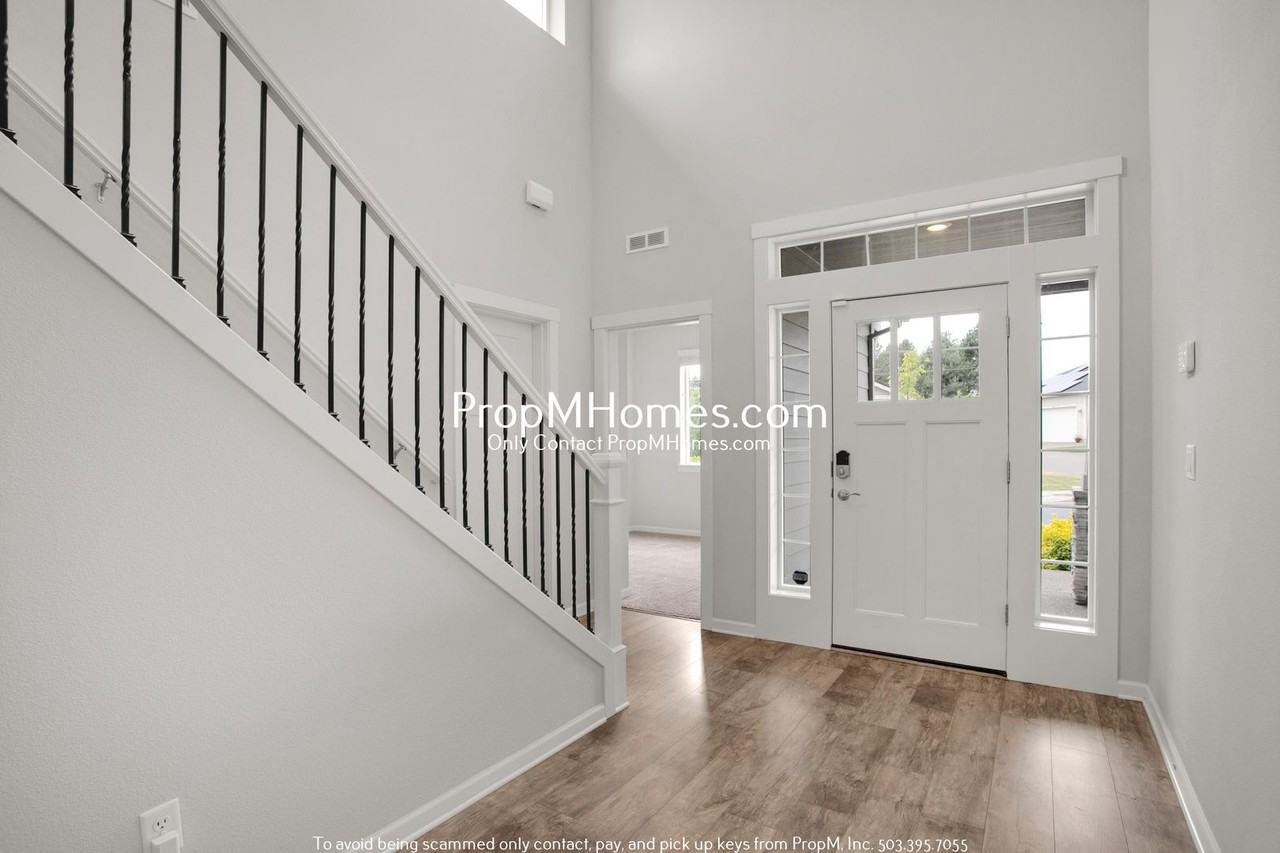 19930 Sw 61st Ter - Photo 3 of 34