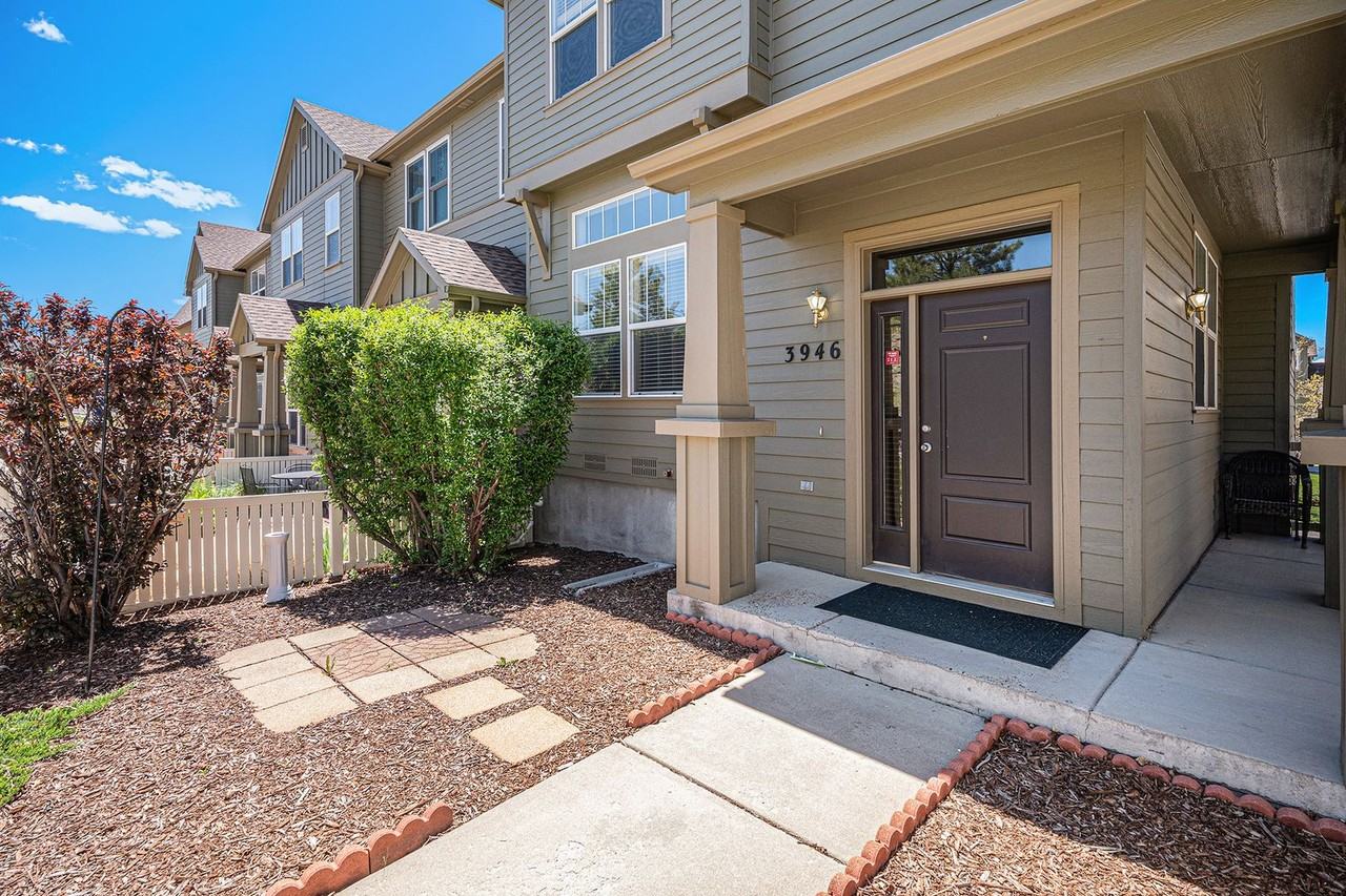 3946 Pecos Trl - Photo 2 of 25