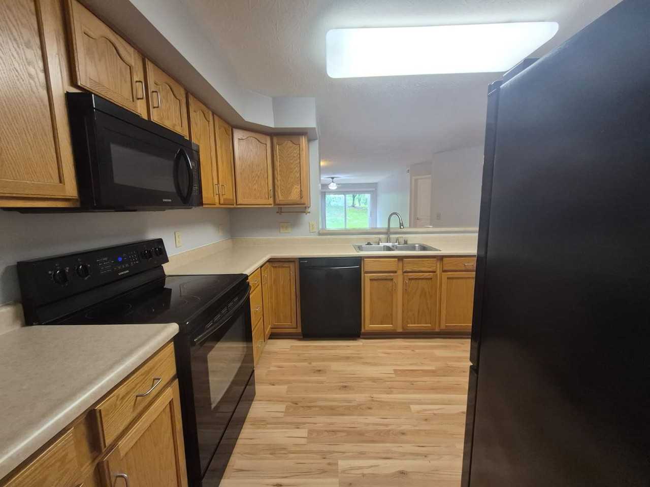 1548 Butler Ct #102 - Photo 2 of 14