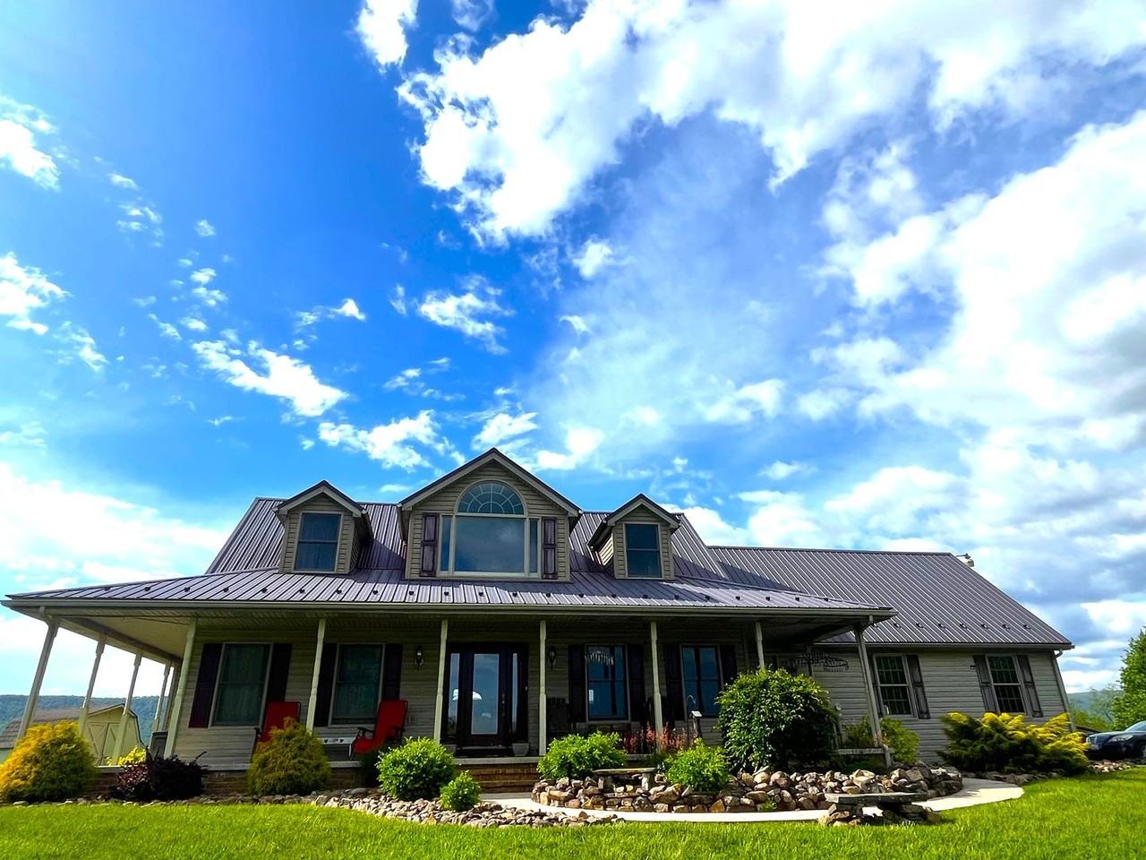 8337 Mcclays Mill Rd - Photo 2 of 50