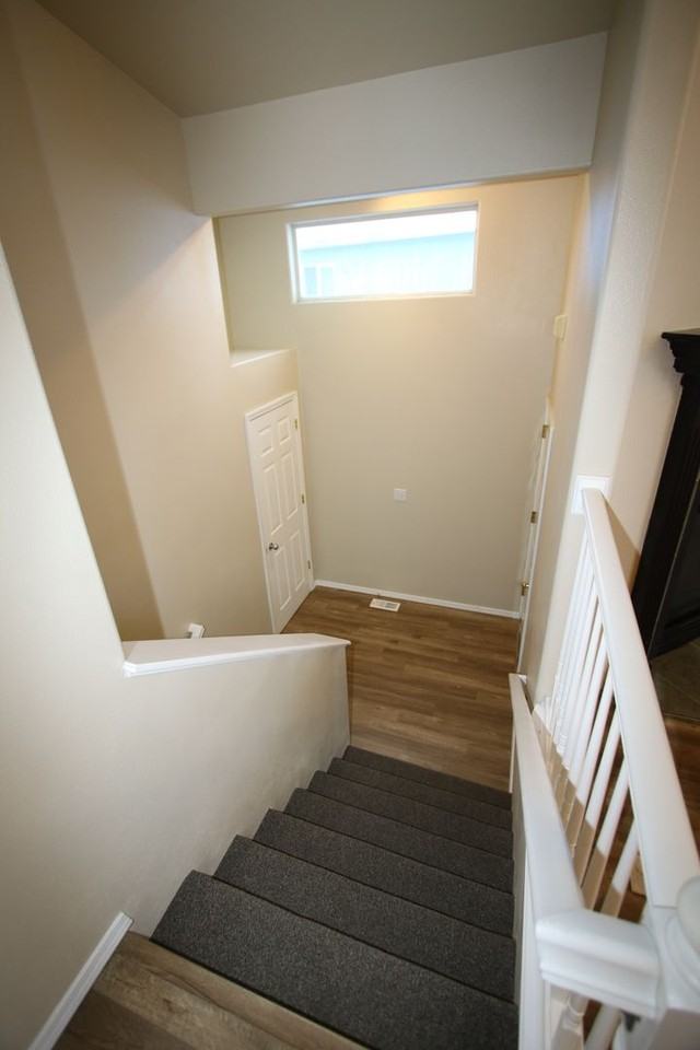 132 Dean Pl - Photo 2 of 19