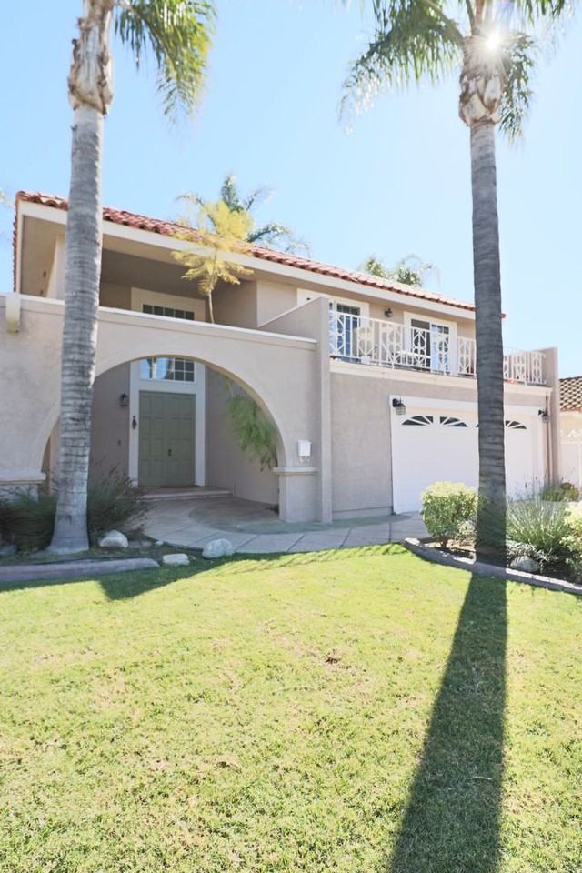 1470 Dara St - Photo 3 of 19
