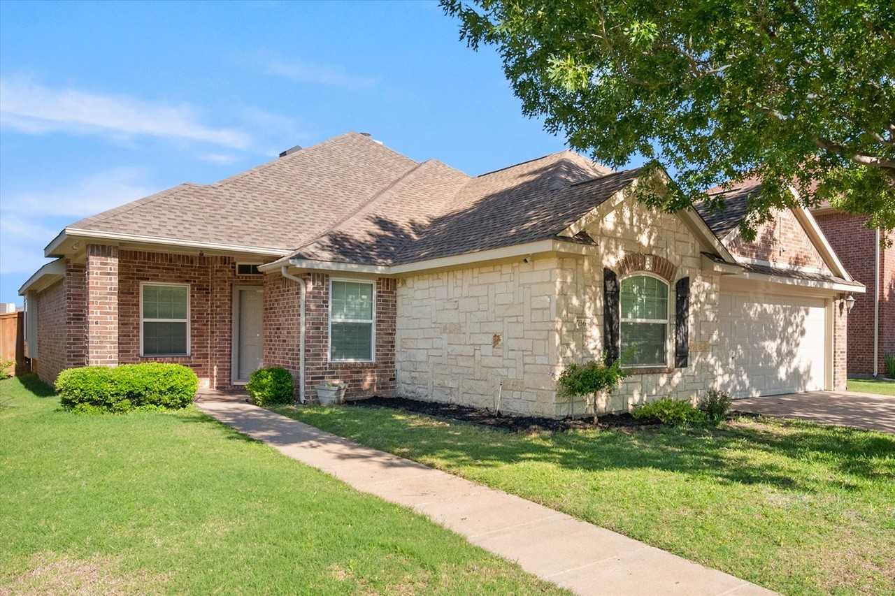 7363 Estela - Photo 2 of 38