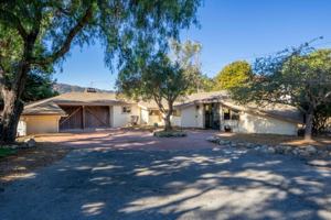 featured image of 344 Country Club Dr