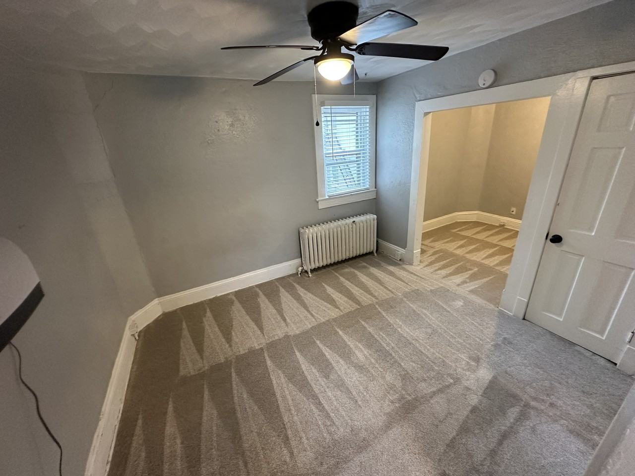 4804 Gosnold Avenue - Photo 5 of 15