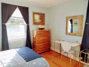 1302 Staunton Avenue Northwest - Photo 2 of 28