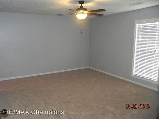 422 Lee Rd 2091 - Photo 2 of 11