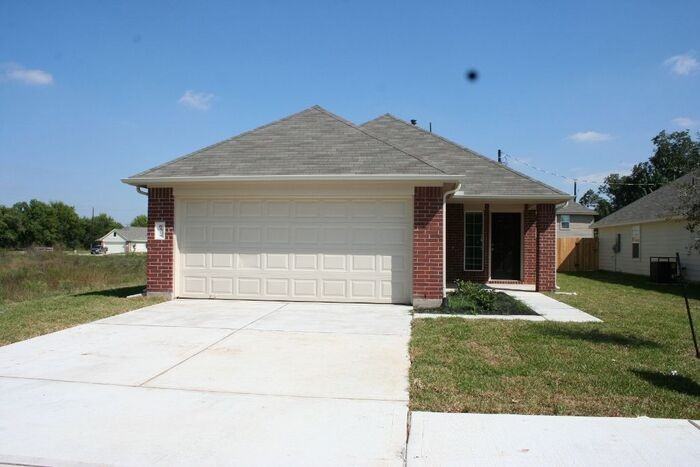 6315 Northdale Ave - Photo 2 of 12