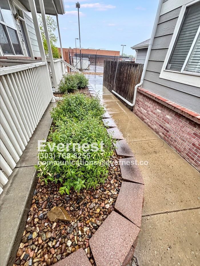 1922 Depew St - Photo 2 of 21