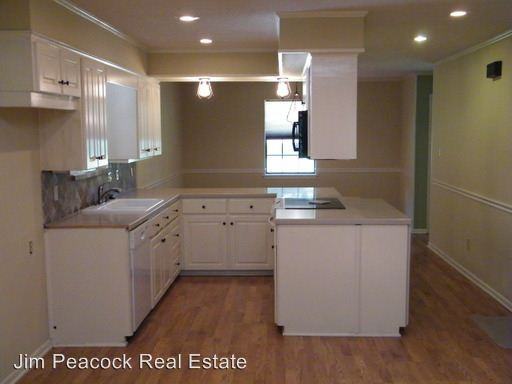 573 Lemay Trail - Photo 3 of 15