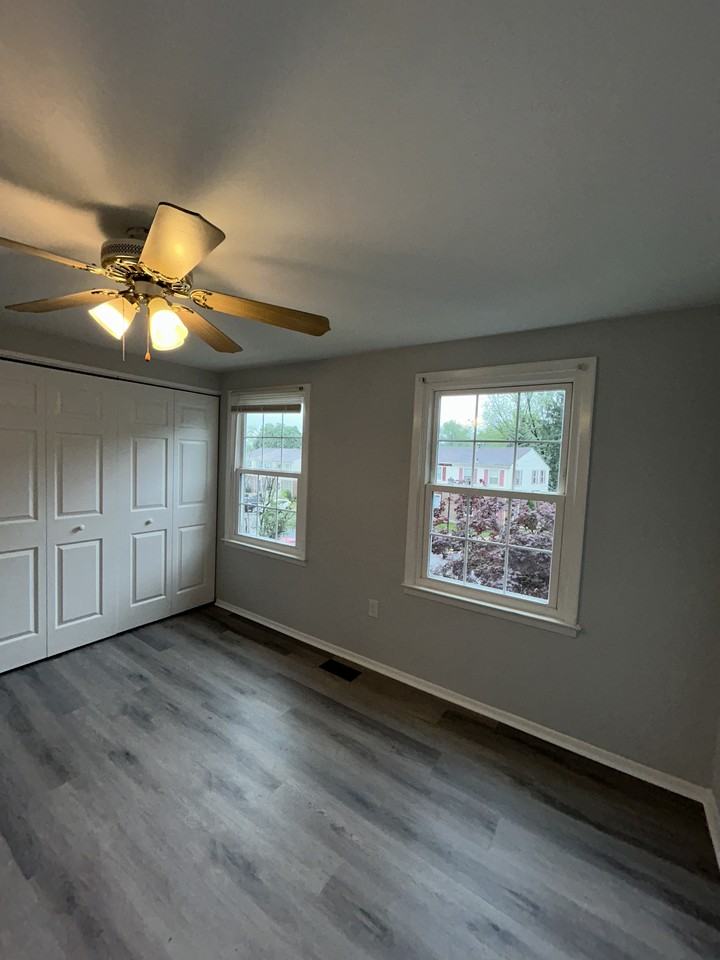 18 Monhegan Ct #27D - Photo 2 of 41
