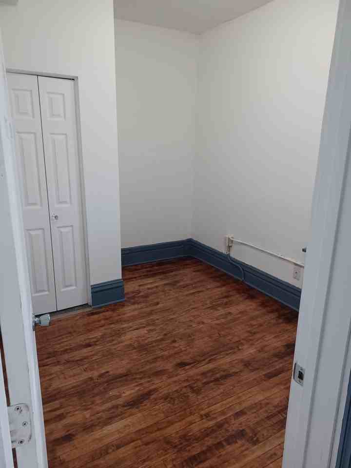 948 Albemarle St #1 - Photo 4 of 16